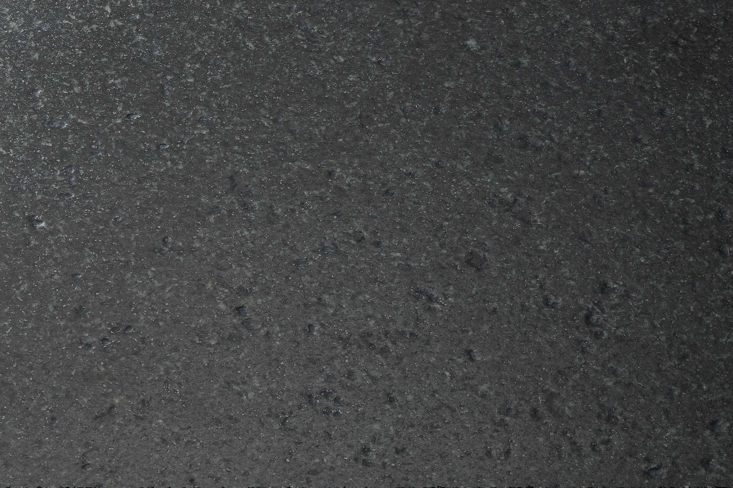20200122 black karnaka satinado lr